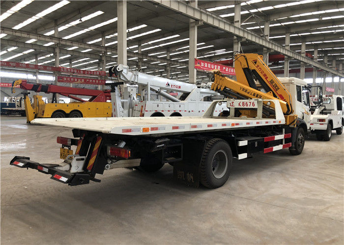 Euro 3 Multi-purpose wrecker/5 ton flatbed wrecker tow truck mounted crane
