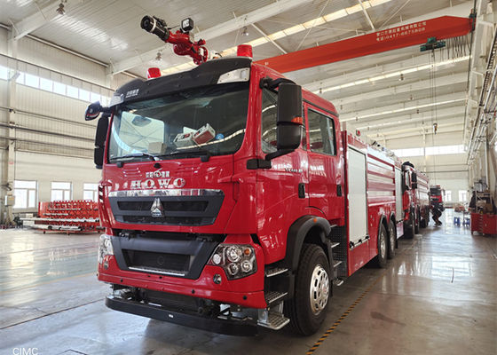 il camion dei vigili del fuoco dell'autocisterna dell'acqua della capacità di 276kw 12000kg con allunga sei carrozze dei sedili